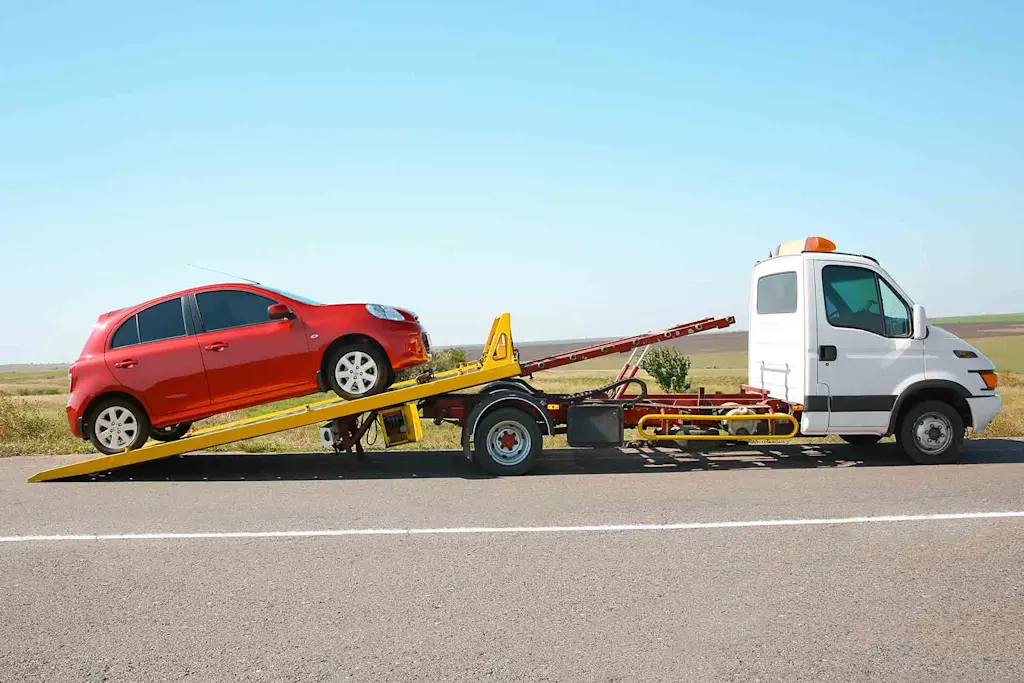 Roadside Resilience in Bowmanville: How Professional Towing Keeps Drivers Moving