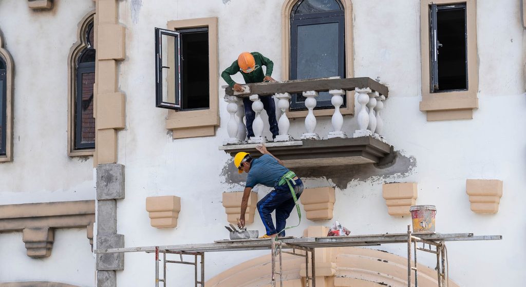 Balcony Repair Problems – Clarify Responsibility Before Starting Work