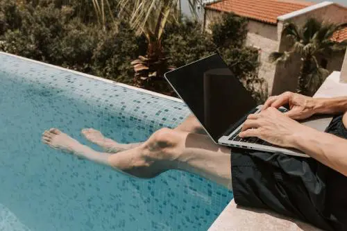 Poor Vacation Scheduling: Leave Space Between Busy Activities