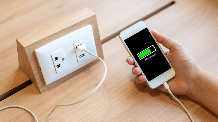 USB Charging Problems – Check Ports Cables and Fuses